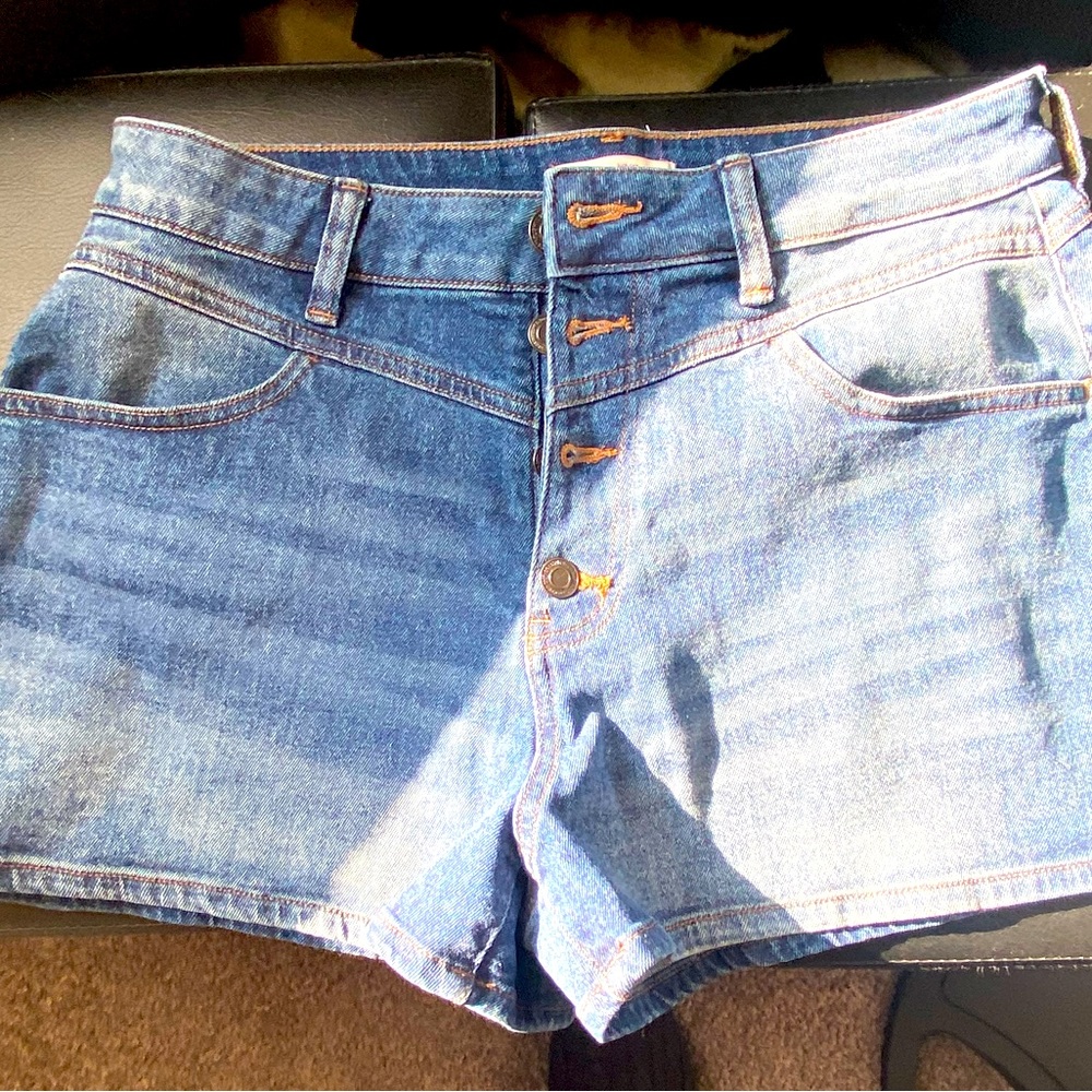 So Curvy mom buttonfly shorts.  30 waist